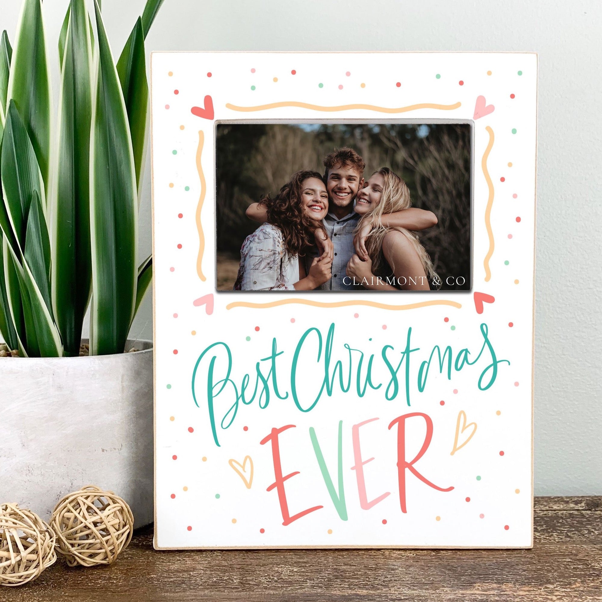 https://www.thewarehousestudio.co/cdn/shop/products/picture-frame-best-christmas-ever-4x6-photo-frame-wood-photo-frame-the-warehouse-studio-823086_2000x.jpg?v=1654626054